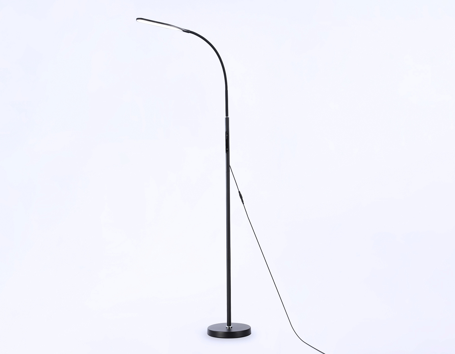 Светильник светодиодный напольный/настольный с пультом и сенсорными кнопками управления TR97706 BK черный LED 12W 3000K-6400K 250*190*1770 (ПДУ РАДИО 2.4G)