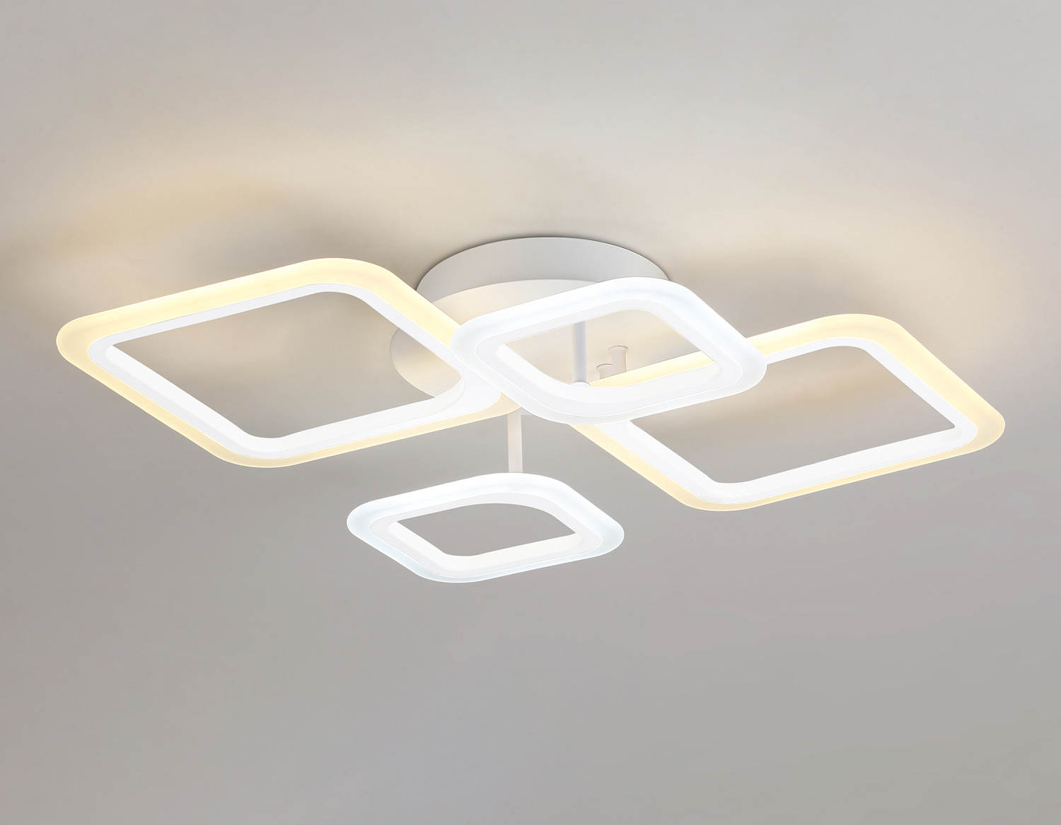 Потолочный светодиодный светильник с пультом FA4382/4 WH белый 4200K/3000K+6400K/6400K+3000K 59W 660*490*120 (ПДУ ИК)