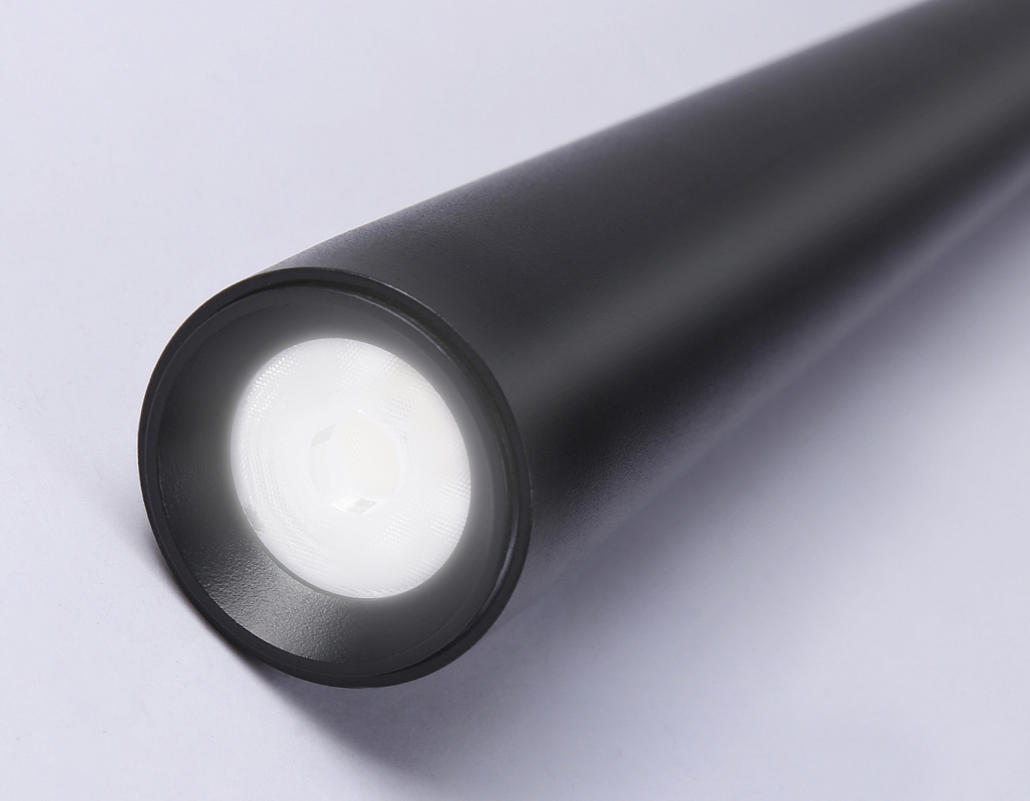 Светильник светодиодный подвесной для шинопровода Magnetic GL4351 BK черный IP20 6W 4200K 48V 24° D40*H300