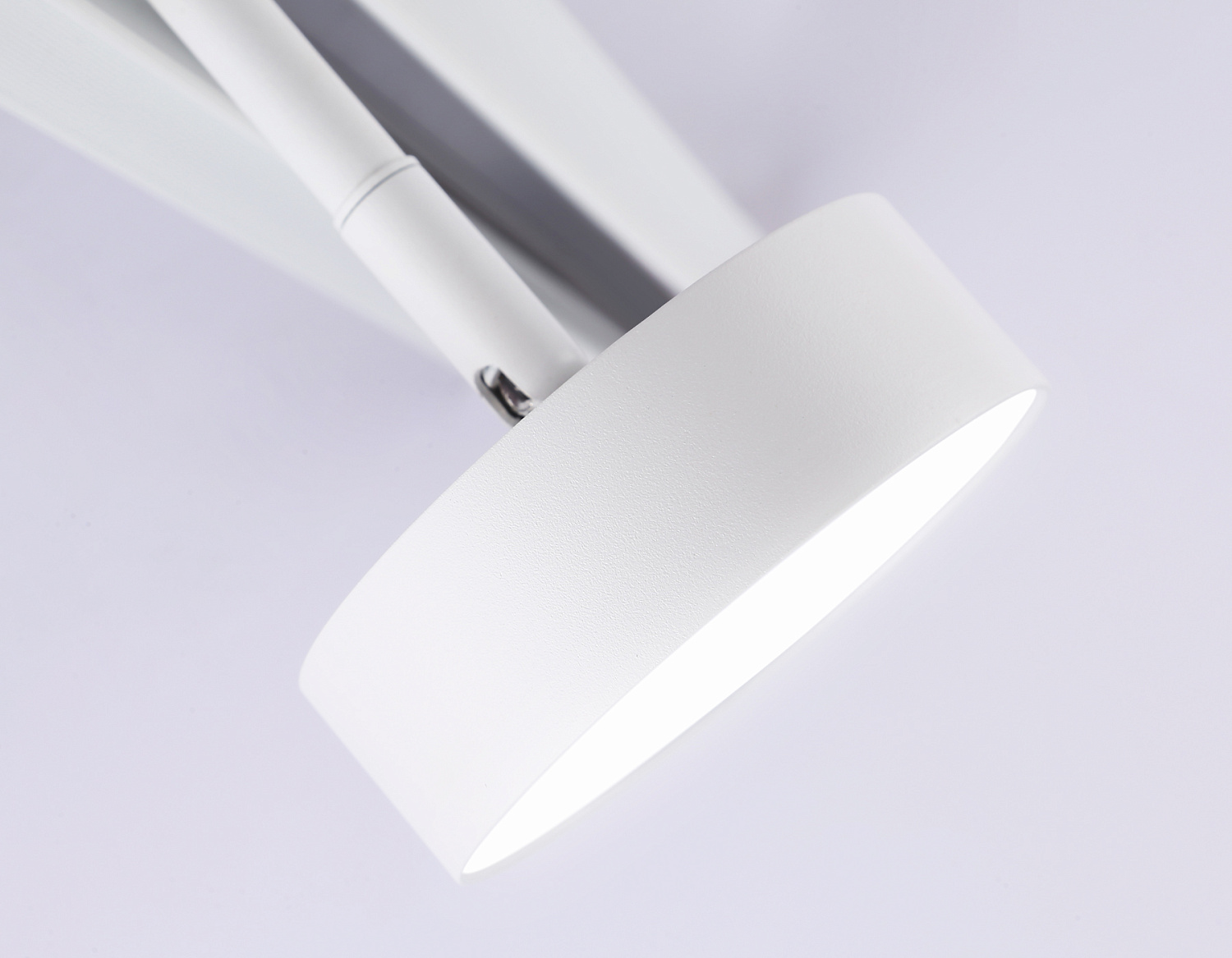 Светильник светодиодный трековый для шинопровода Magnetic GL3852 WH белый IP20 12W 4200K 48V D95*30