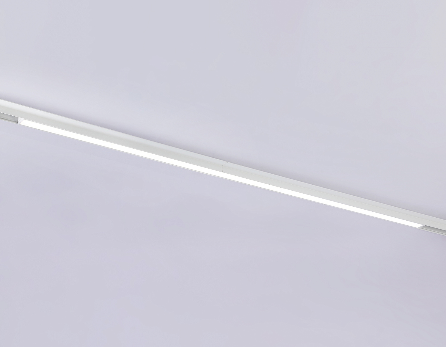 Светильник светодиодный трековый для шинопровода Magnetic GL4012 WH белый IP20 36W 4200K 48V 900*22*45