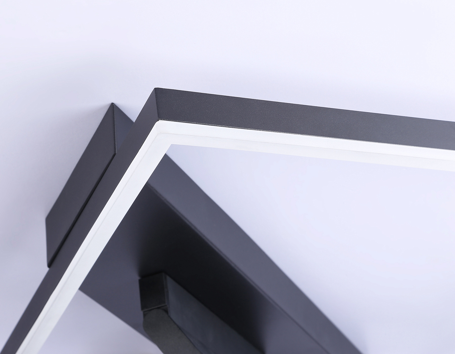 Потолочный светодиодный светильник FL51466/1+1 BK черный 85W 3000K-6400K+4200K 600*600*110 (ПДУ РАДИО 2.4G)