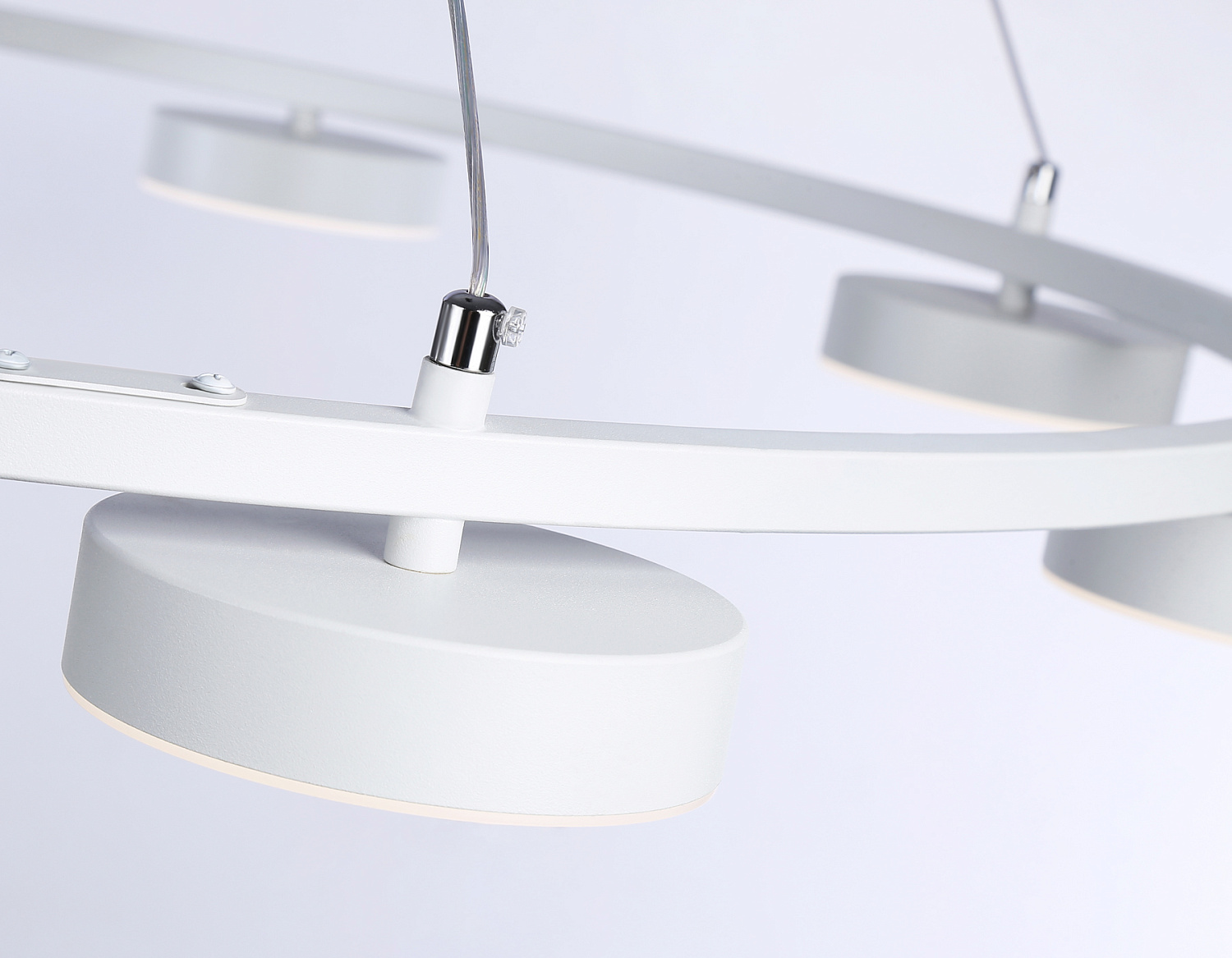 Подвесной светодиодный светильник с пультом FL51761/1+8 WH белый 3000K/4200K/6400K 67W D1000*1000 (ПДУ ИК)