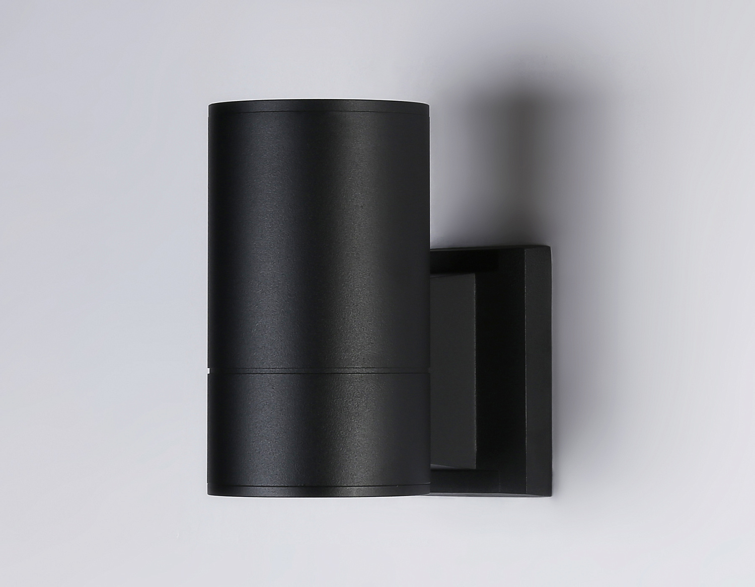 Уличный настенный архитектурный светильник ST2911 BK черный IP54 E27 max 40W 160*90*155