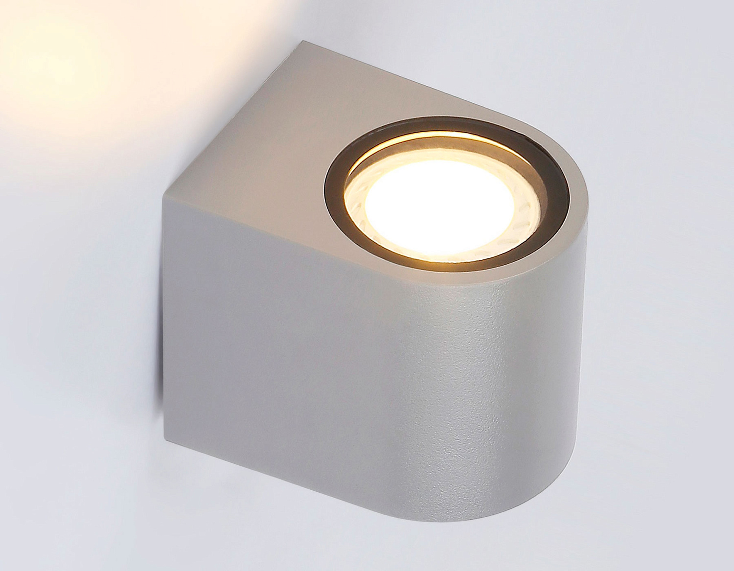 Уличный настенный архитектурный светильник ST3721 GR серый IP65 GU10 max 35W 80*72*95