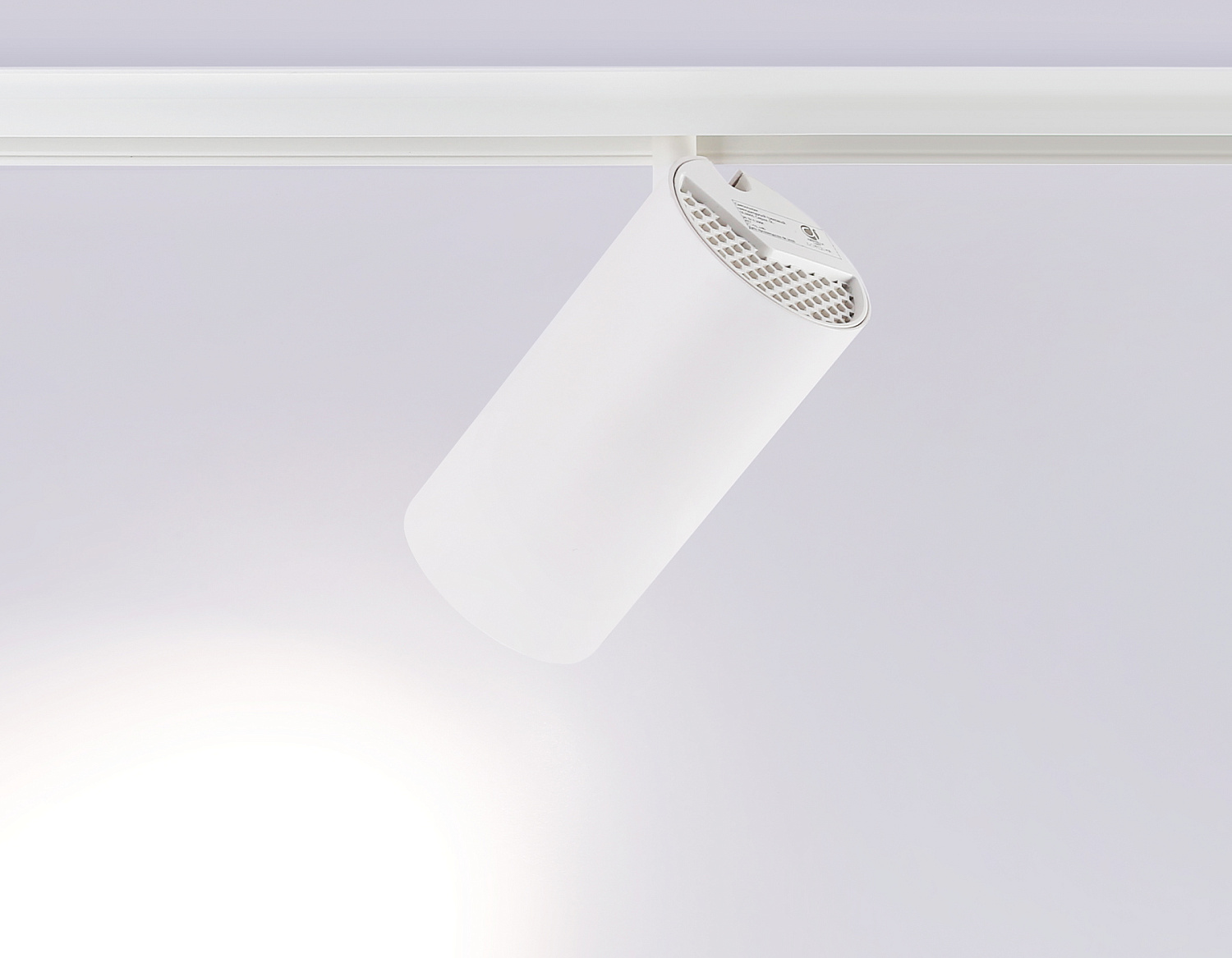 Светильник светодиодный трековый для шинопровода Magnetic GL3845 WH белый IP20 30W 4200K 48V 24° D77*138