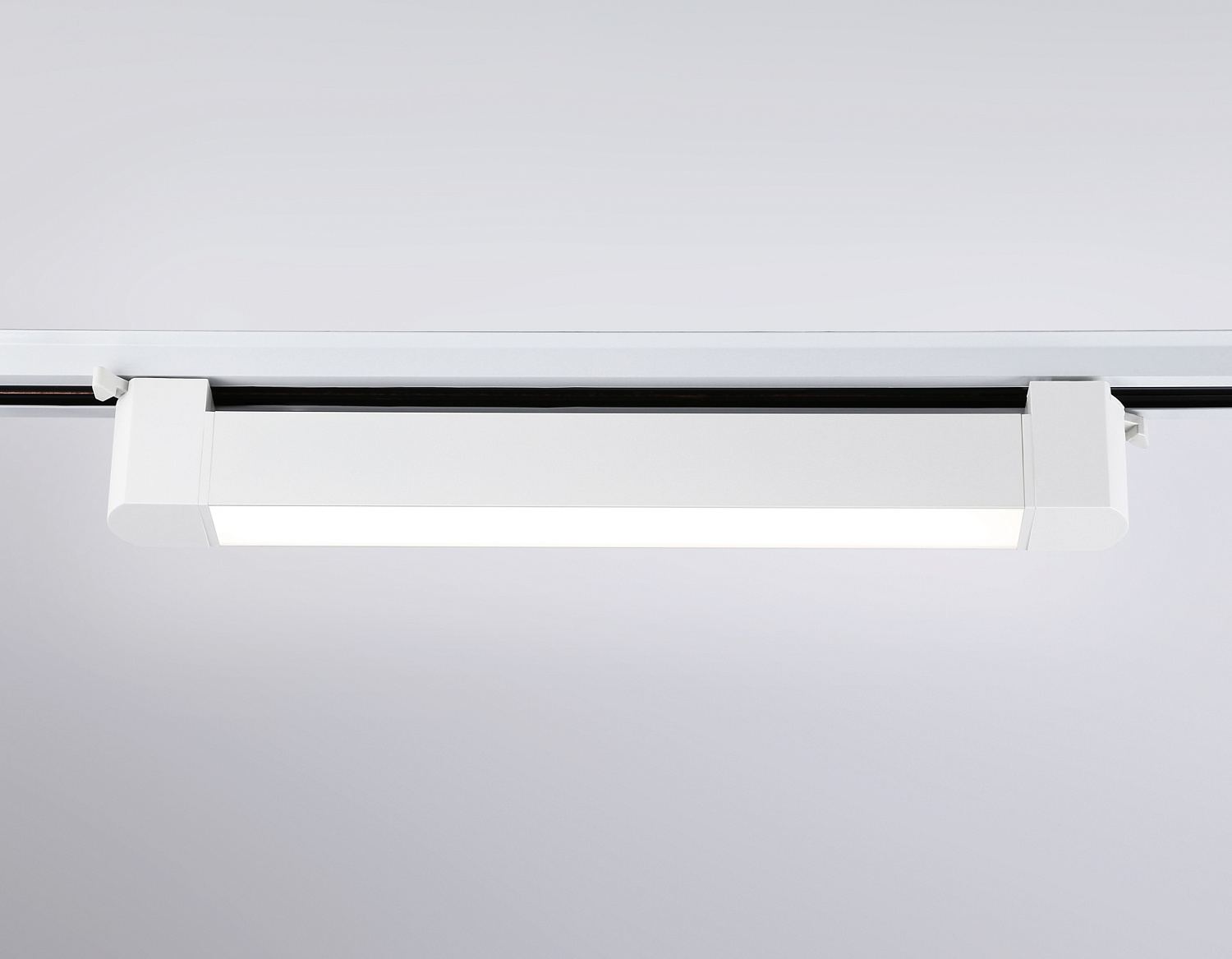 Трековый однофазный светодиодный светильник GL6730 WH белый IP20 20W 4200K 323*35*57