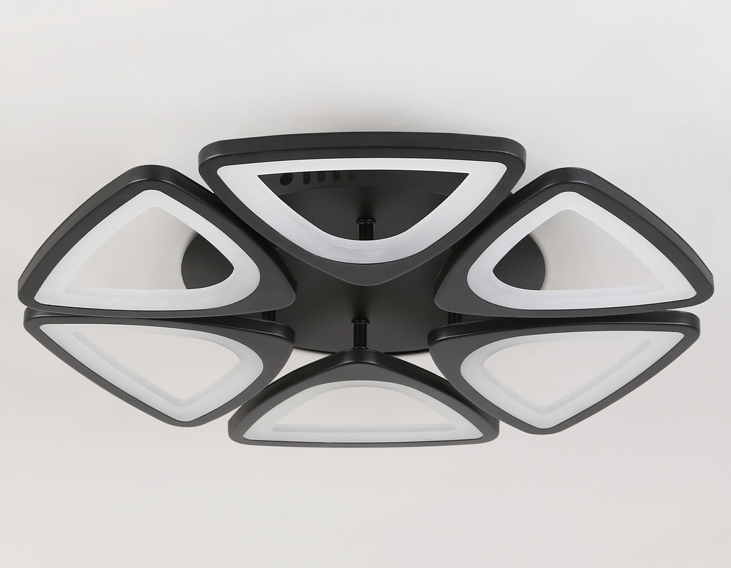 Потолочный светодиодный светильник с пультом FA4495/6 BK черный 84W 4200K/3000K+6400K/6400K+3000K D450*80 (ПДУ ИК)