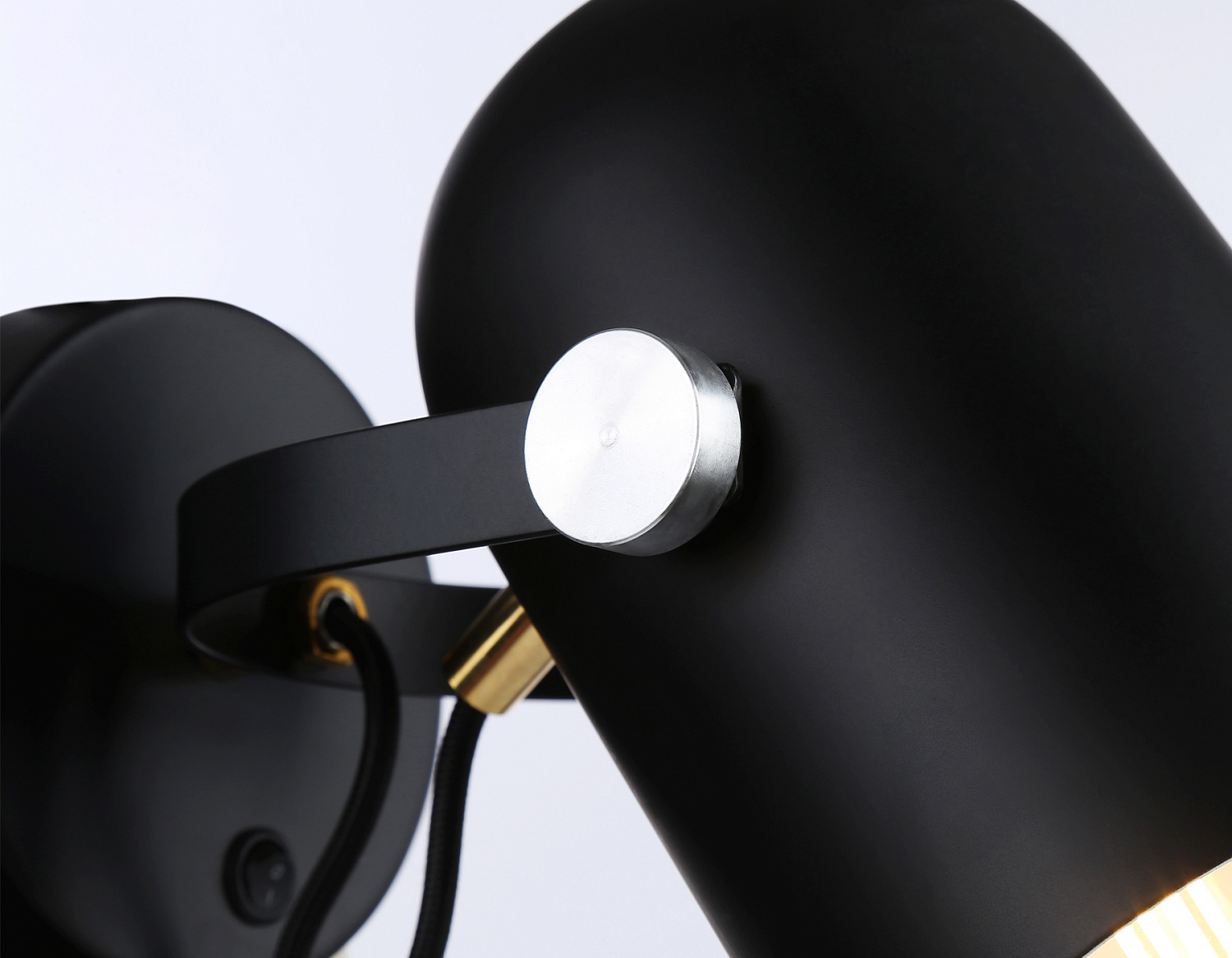 Накладной спот с выключателем в стиле лофт TR8204 BK черный E27 max 40W D117*280