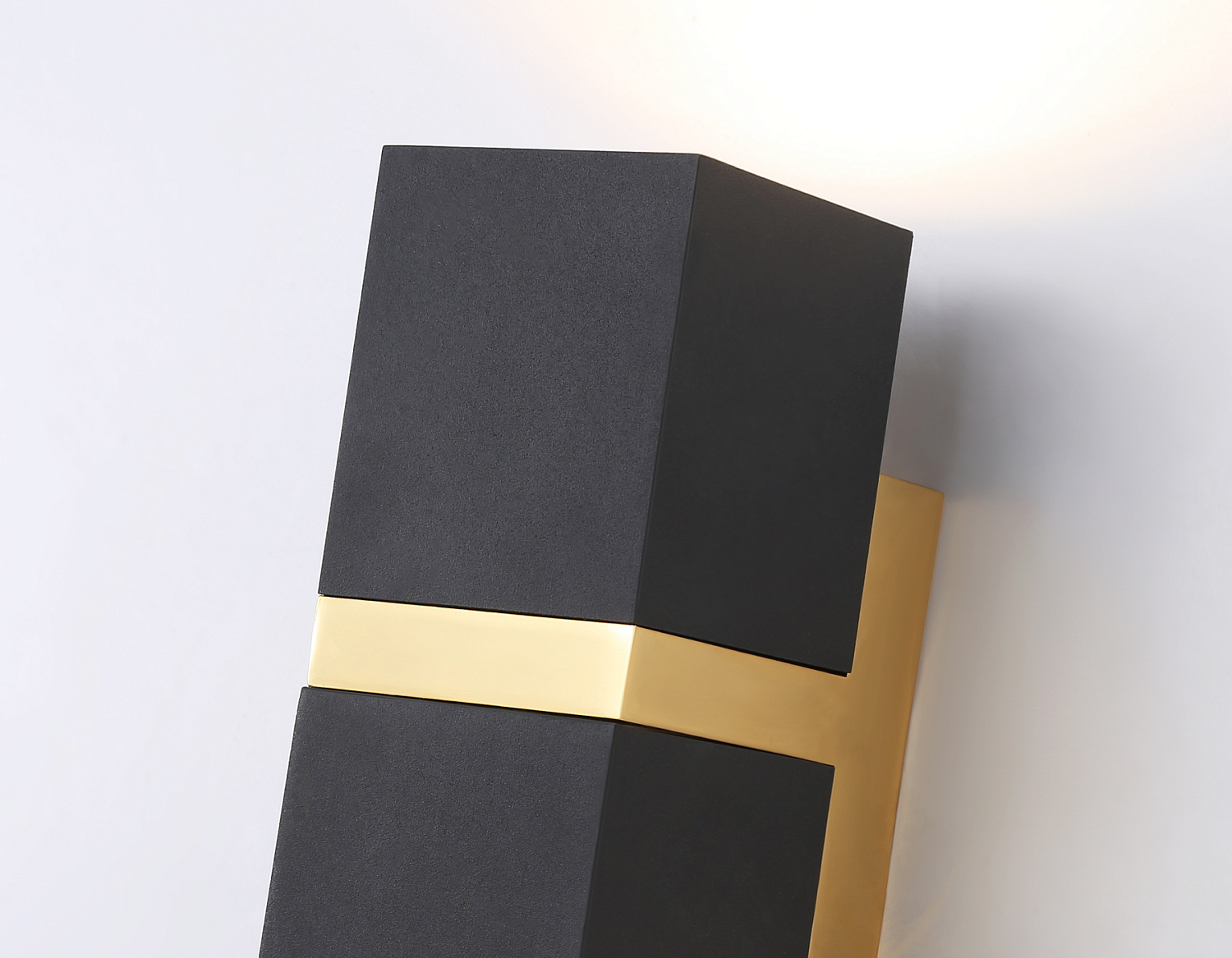 Настенный светильник FW246/2 BK/GD черный/золото GU10*2 max 12W 155*61*80