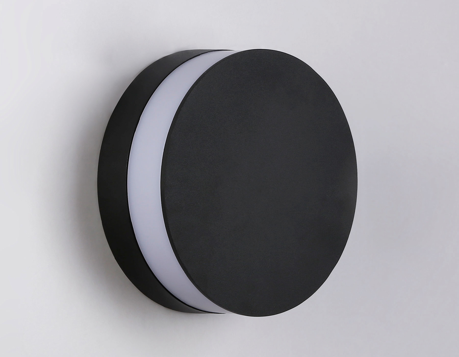 Уличный настенный светодиодный светильник IP54 ST4544 BK черный LED 4200K 11W IP54 D155*54