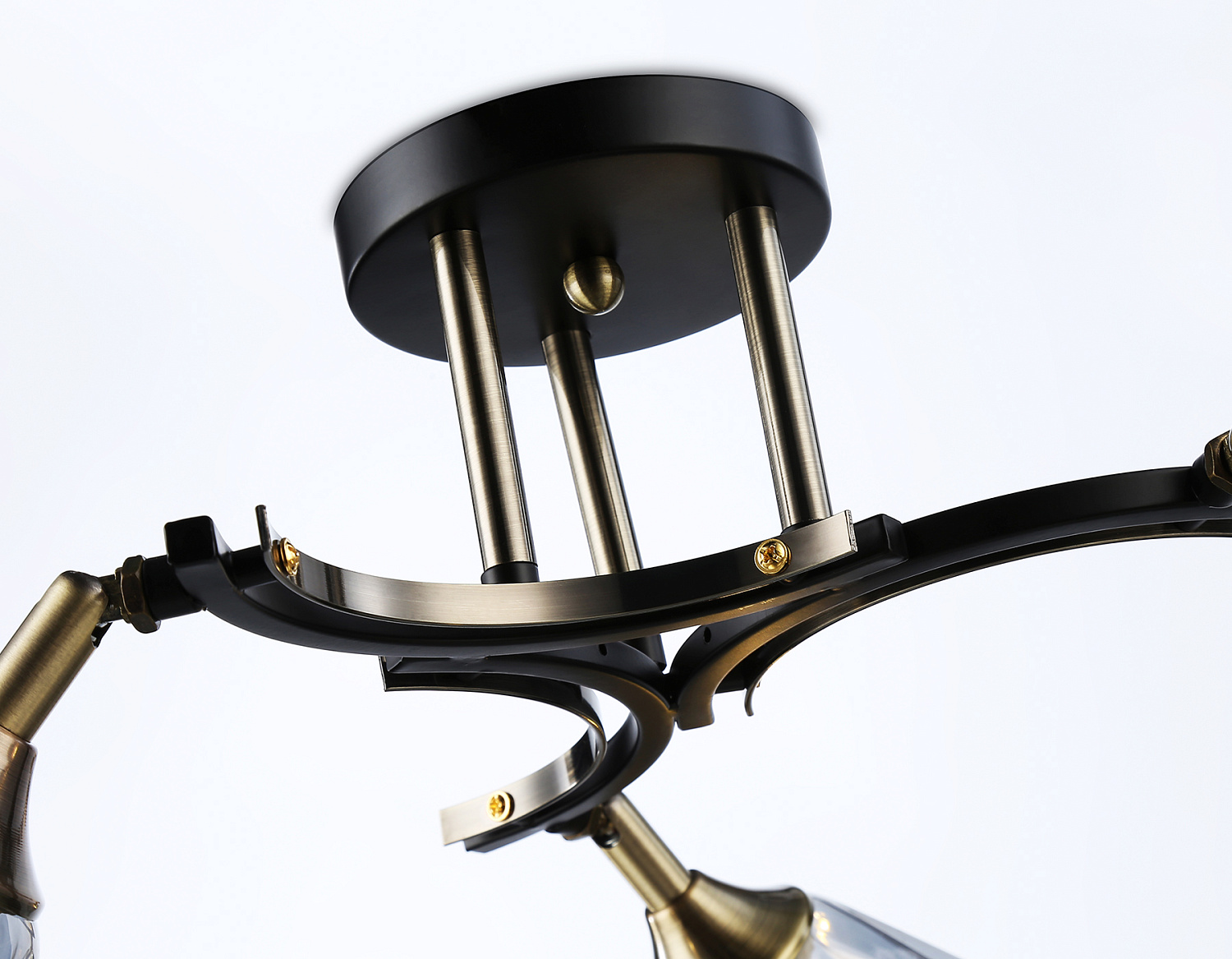 Подвесной светильник TR303038/3 SB/BK/SM бронза/черный/дымчатый E27/3 max 40W D620*270