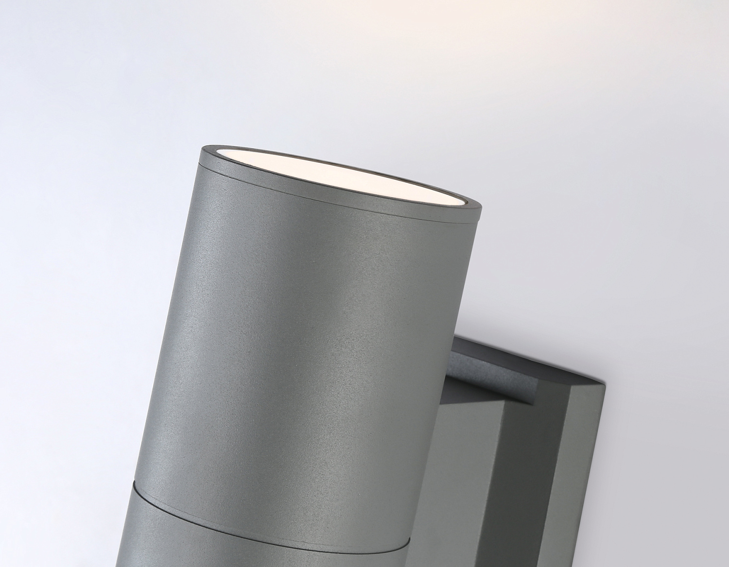 Уличный настенный архитектурный светильник ST2909 GR серый IP54 E27 max 40W 160*90*155