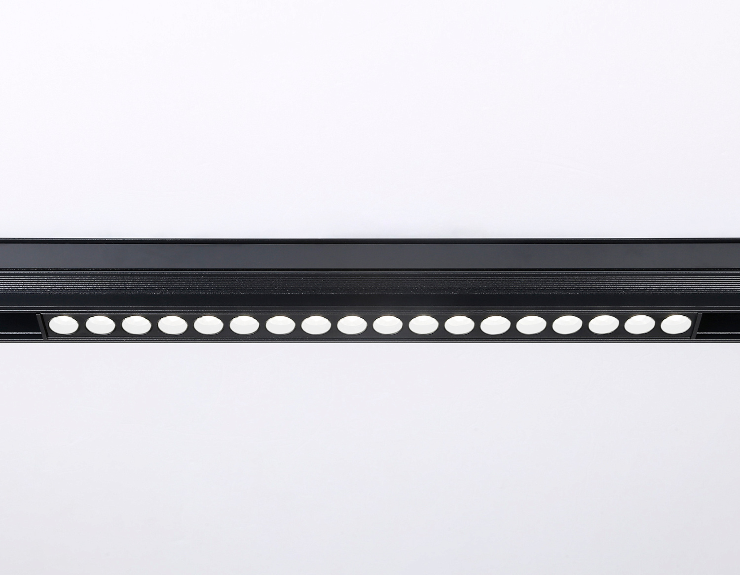 Светильник светодиодный трековый для шинопровода Magnetic GL4030 BK черный IP20 18W 4200K 48V 24° 328*22*45