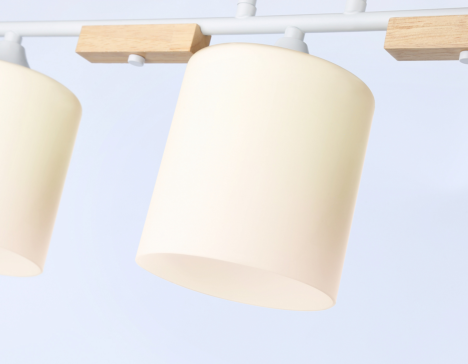 Подвесной светильник TR9546/3 WH/FR белый/белый матовый E27/3 max 40W 595*115*280