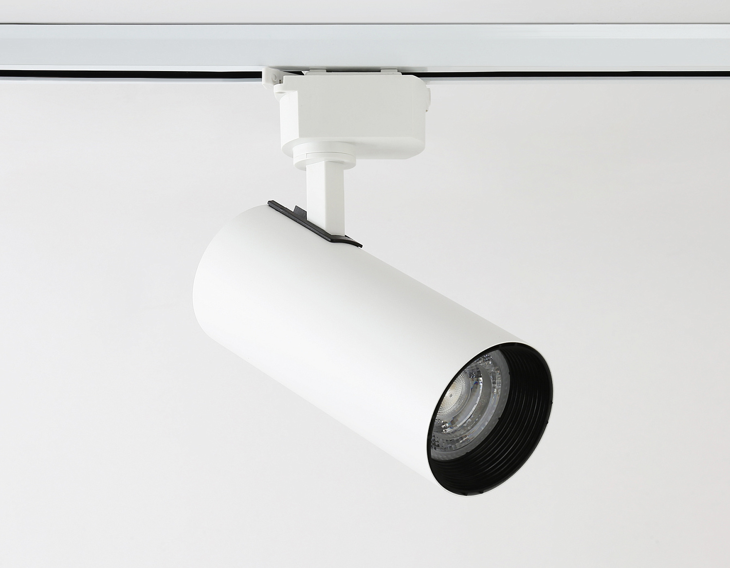 Трековый светодиодный светильник GL5822 WH белый LED 24W 4200K 24°