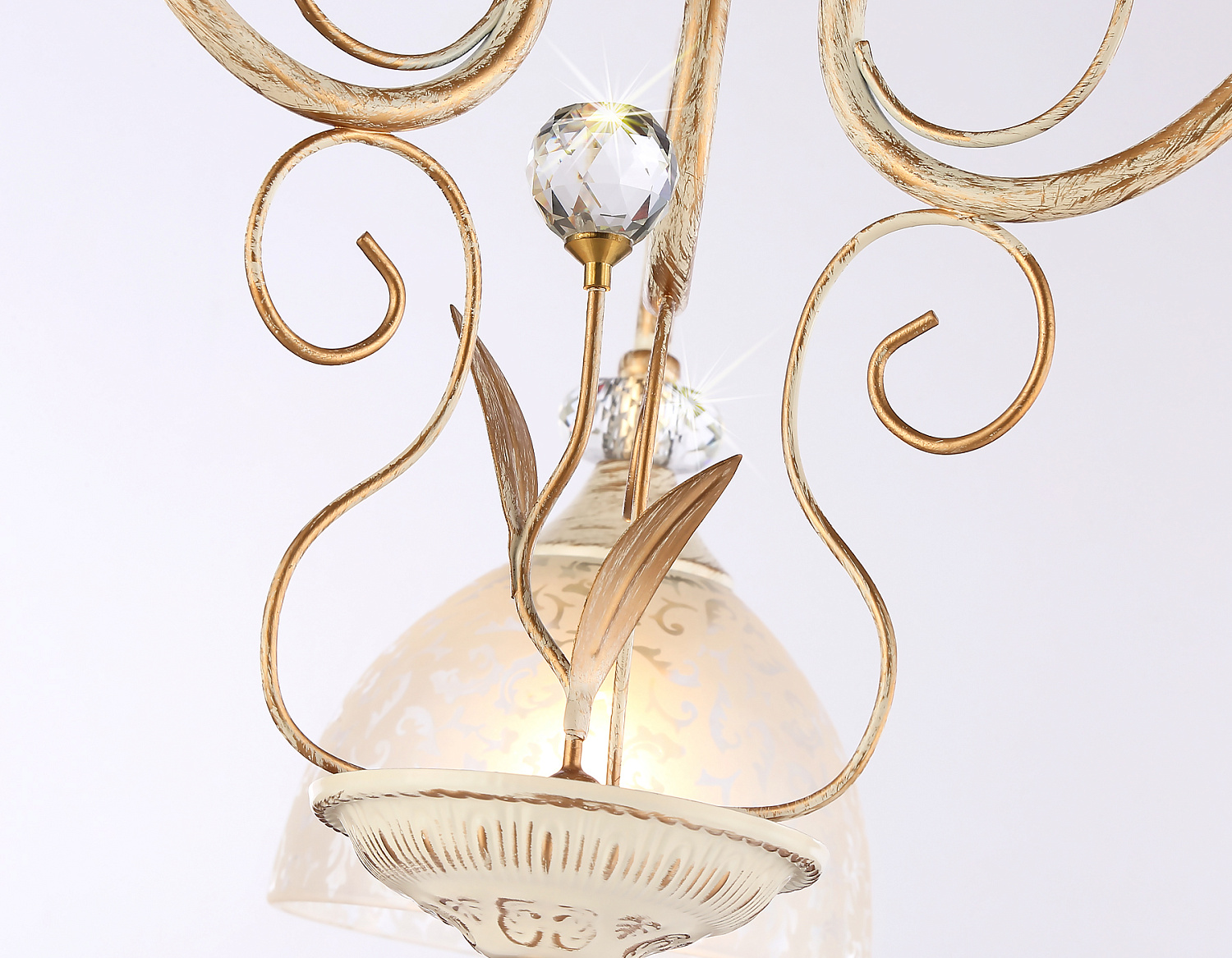 Потолочная люстра TR3055/3 BG/GD/FR бежевый/золото/белый матовый E27/3 max 40W D600*380