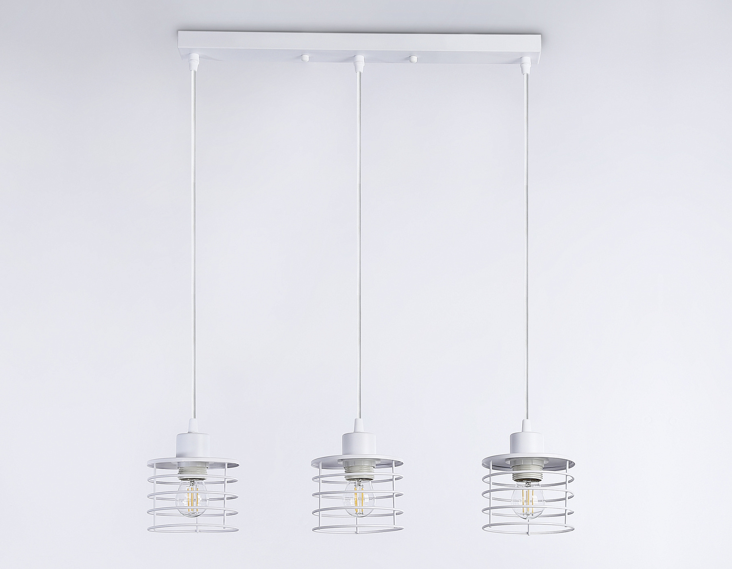 Подвесной светильник в стиле лофт TR8072/3 WH белый E27*3 max 40W 582*120*1040