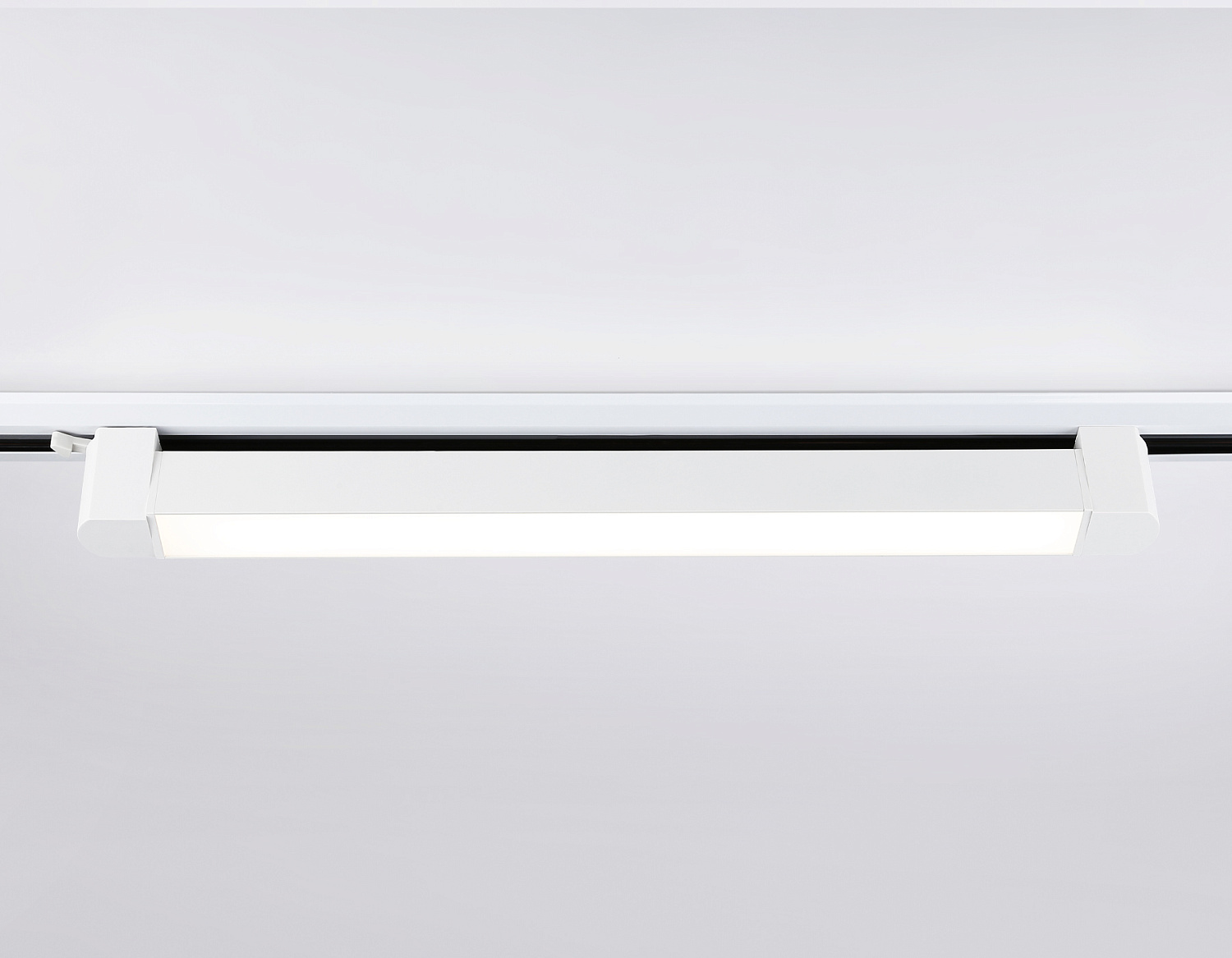 Трековый однофазный светодиодный светильник GL6736 WH белый IP20 30W 4200K 458*35*57