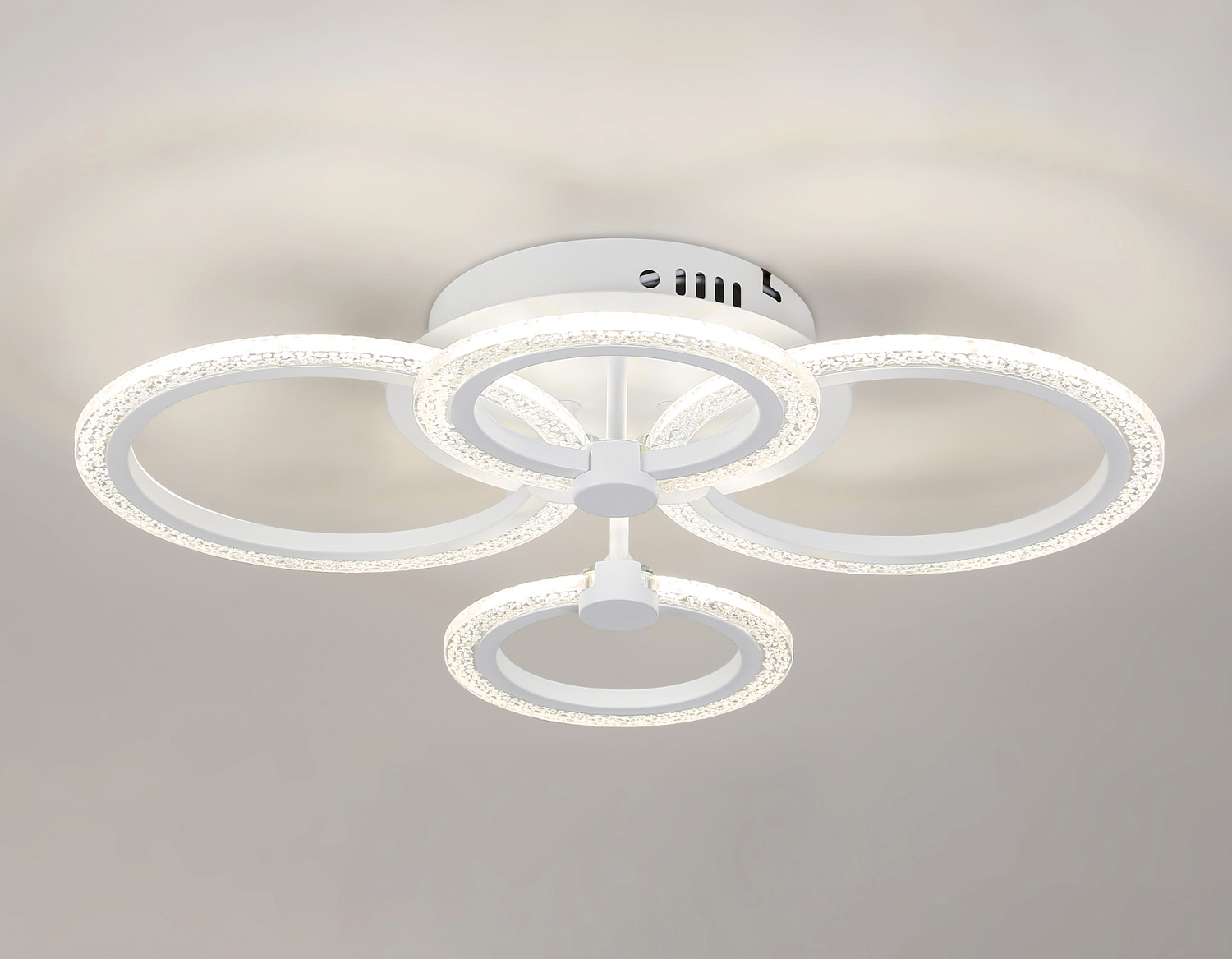 Потолочный светодиодный светильник с пультом FA4061/4 WH белый 4200K/3000+6400K/6400K+3000K 51W 530*480*125 (ПДУ ИК)