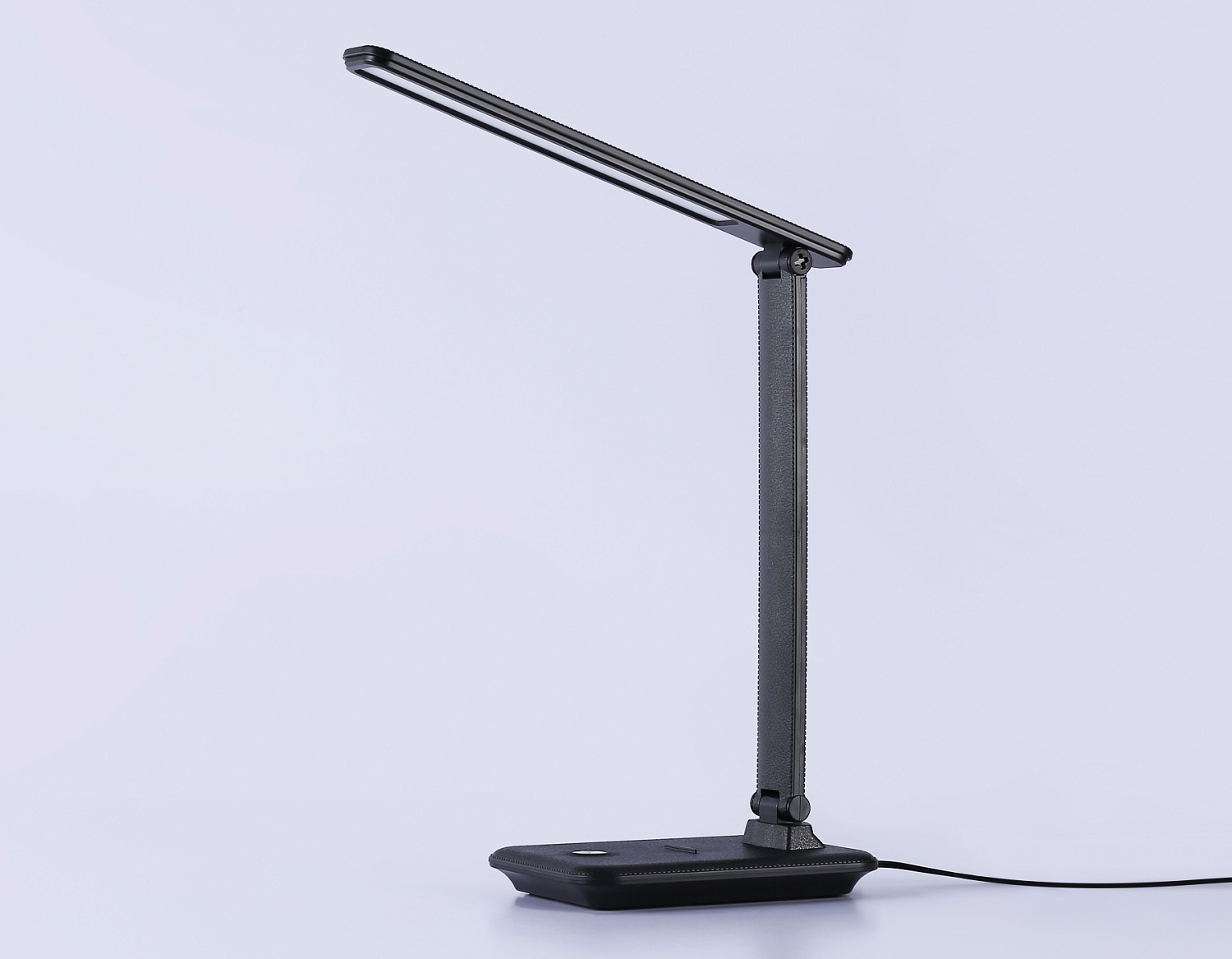 Светодиодная настольная лампа с диммером DE503 BK черный LED 3000-6400K 9W