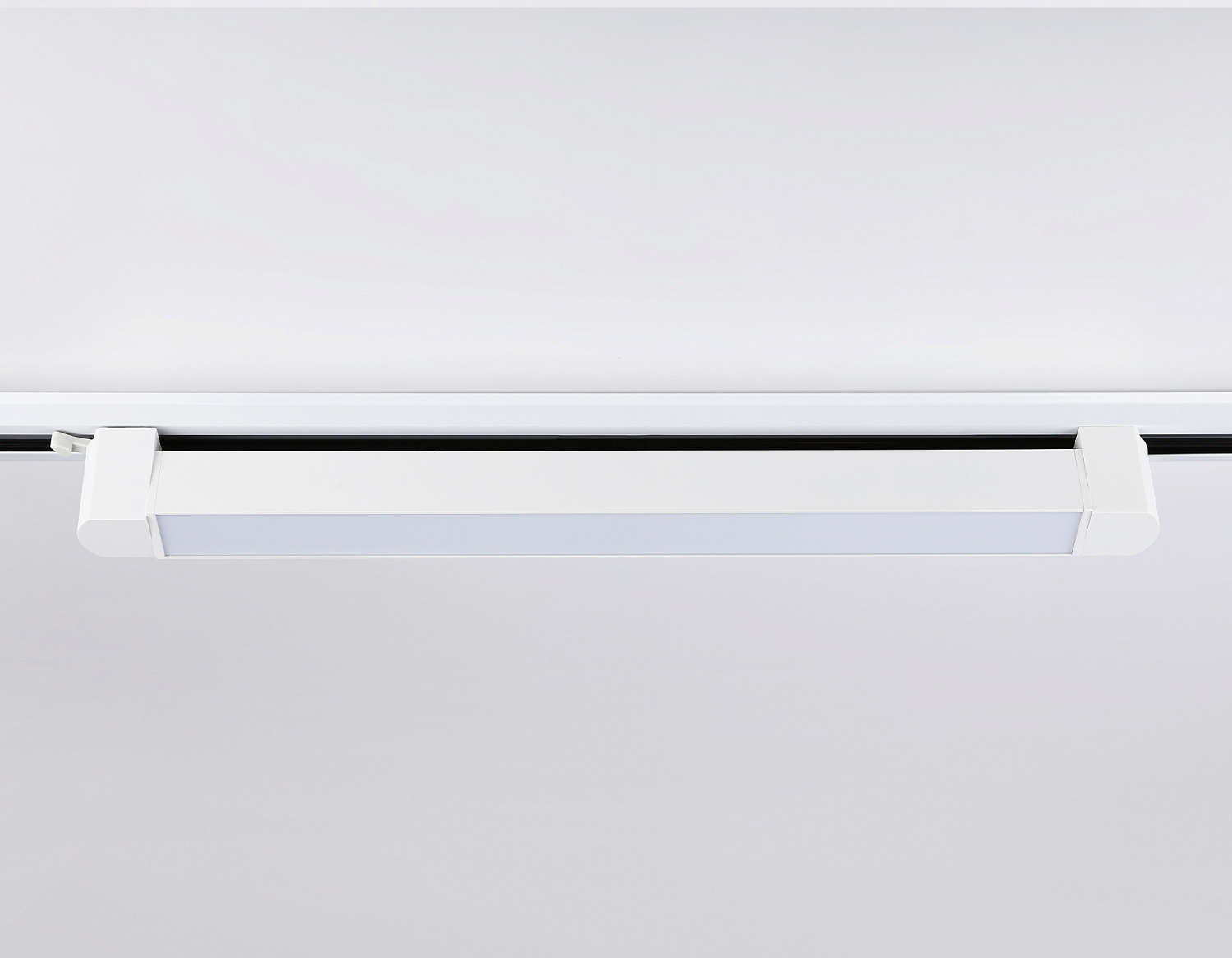 Трековый однофазный светодиодный светильник GL6736 WH белый IP20 30W 4200K 458*35*57